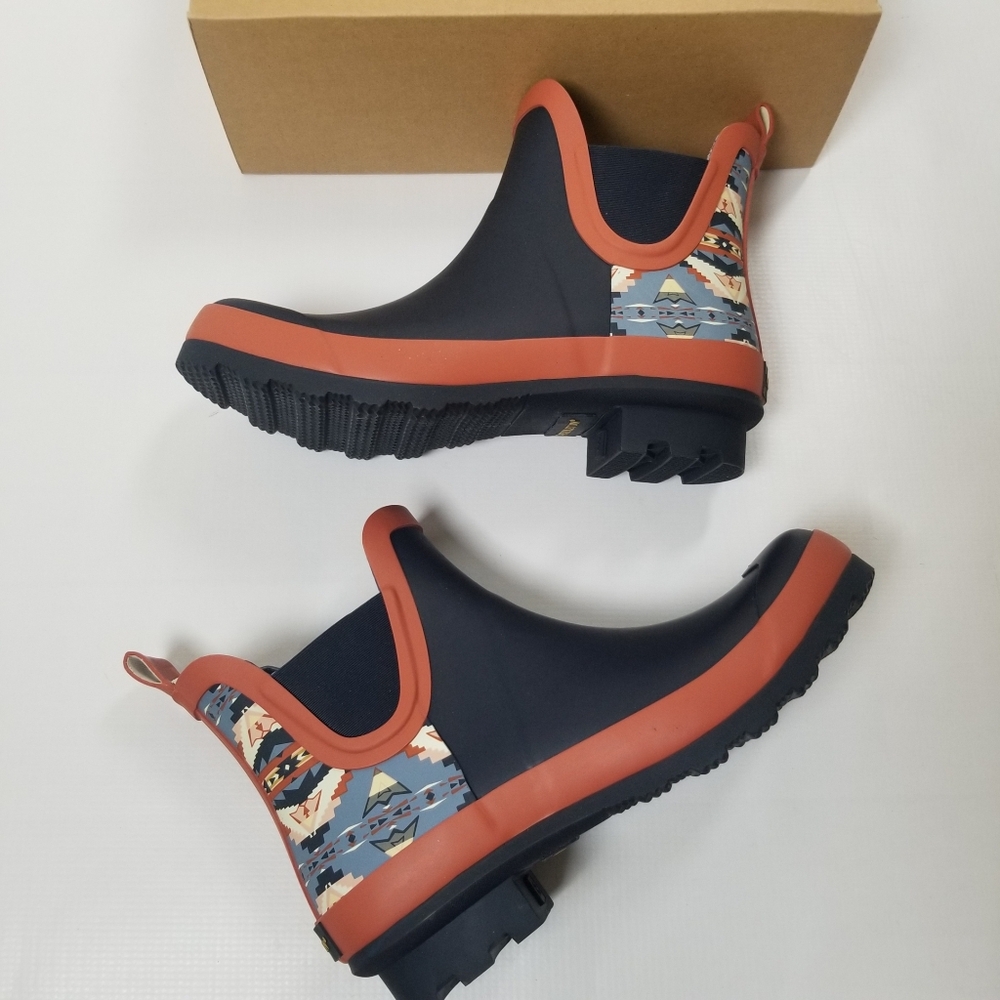 Pendleton Sierra Ridge Chelsea Rubber Rain Boots Waterproof Navy Size 8 NIB - Picture 3 of 11